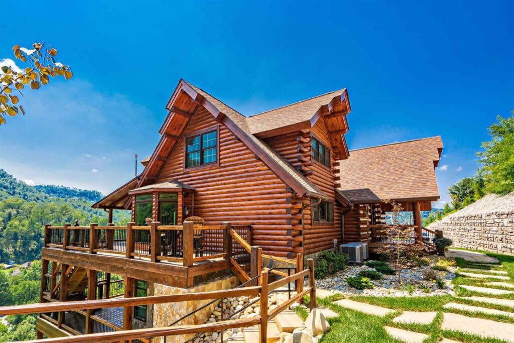 Roaring Fork Lodge Гетлинбург Екстериор снимка