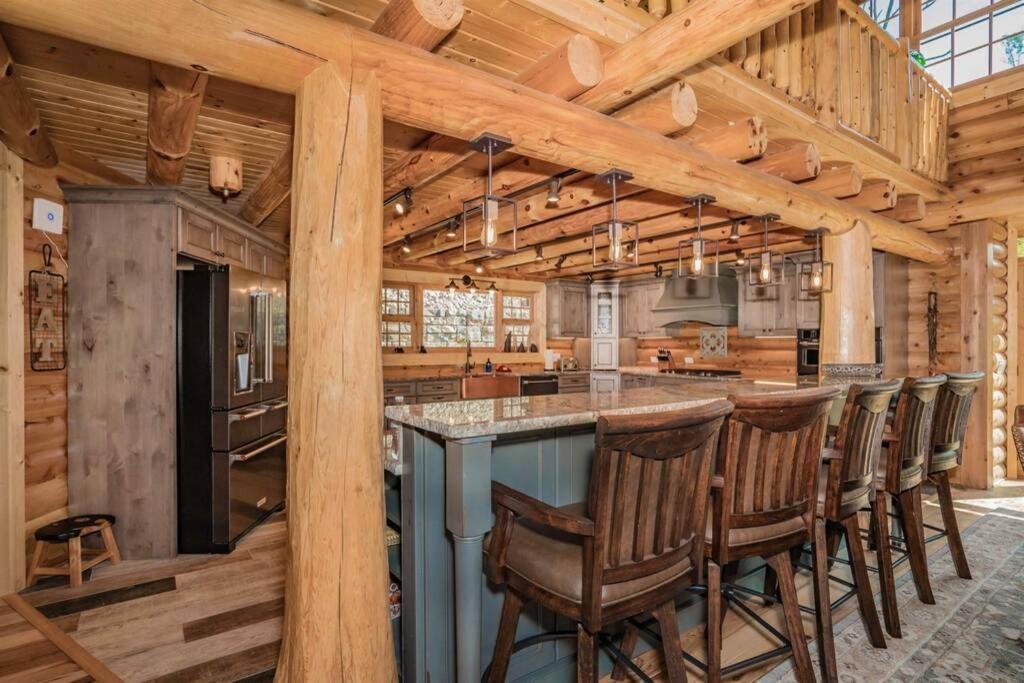 Roaring Fork Lodge Гетлинбург Екстериор снимка