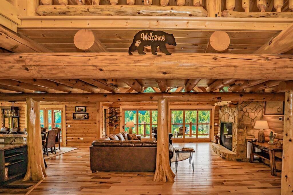 Roaring Fork Lodge Гетлинбург Екстериор снимка