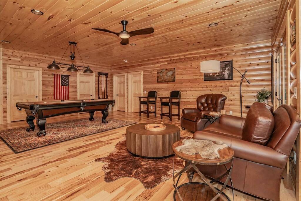 Roaring Fork Lodge Гетлинбург Екстериор снимка