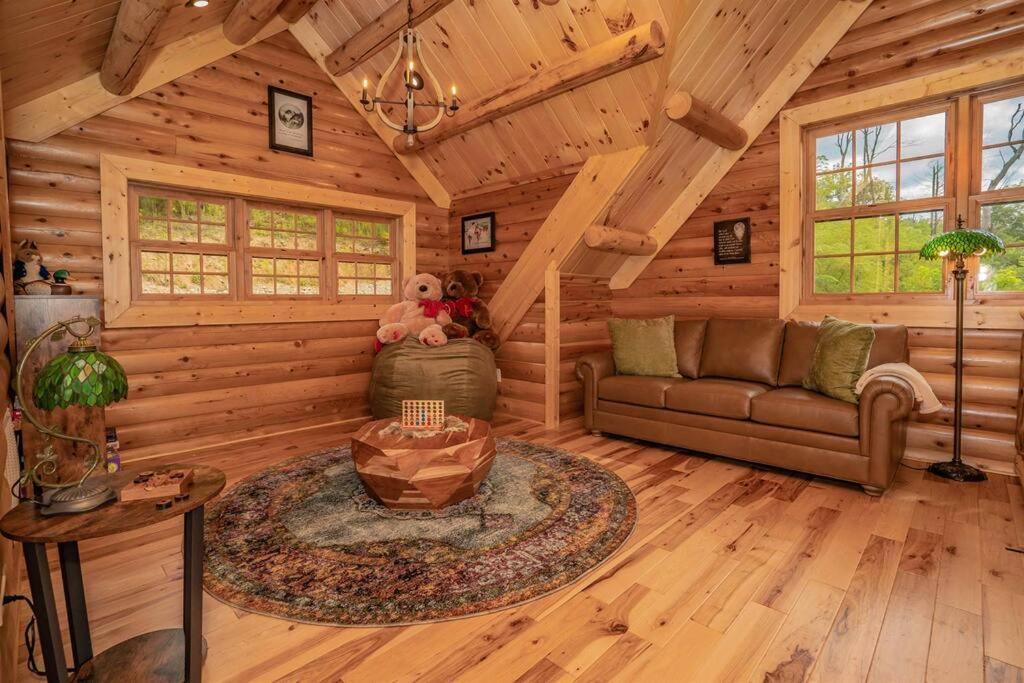 Roaring Fork Lodge Гетлинбург Екстериор снимка