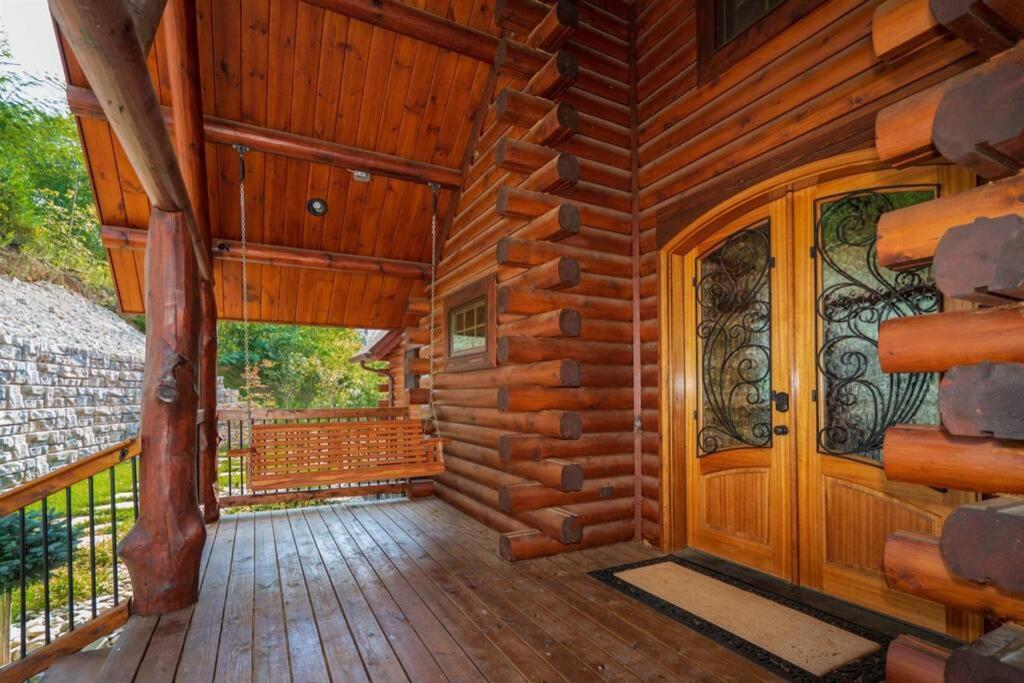 Roaring Fork Lodge Гетлинбург Екстериор снимка